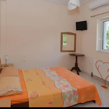 Apartment Santova Hill Akrogiali