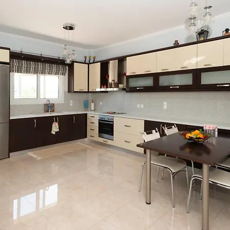 Apartment Santova Hill *